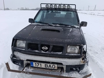 Авто Nissan Navara 1999 № 8418784