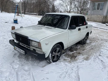 Авто ВАЗ 2107 1989 № 8419042