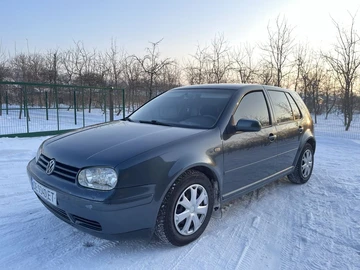 Авто Volkswagen Golf 1999 № 8419091