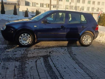 Авто Volkswagen Golf 2004 № 8419096