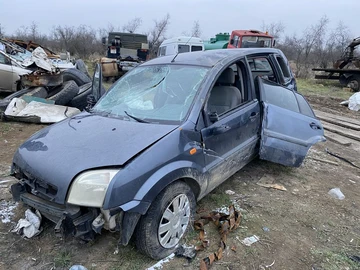 Авто Ford Fusion 2004 № 8419325