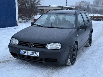 Авто Volkswagen Golf 2001 № 8419610