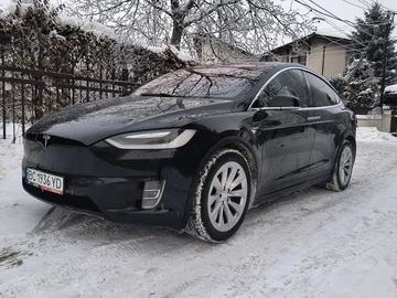 Авто Tesla Model X 2018 № 8419733