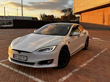 Авто Tesla Model S 2020 № 8419739