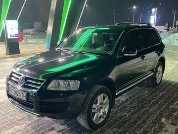 Авто Volkswagen Touareg 2005 № 8419819