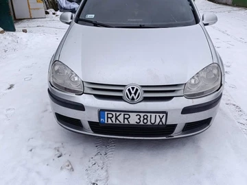 Авто Volkswagen Golf 2005 № 8419837