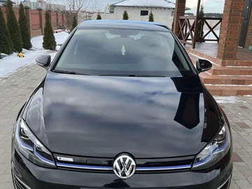 Авто Volkswagen Golf 2020 № 8419971
