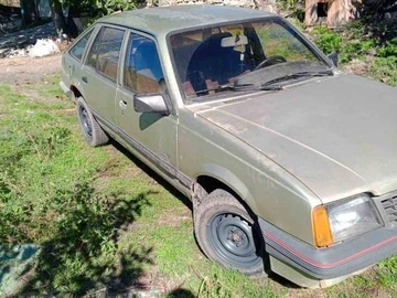 Авто Opel Ascona 1987 № 8419978