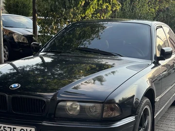 Авто BMW 7 Серия 1995 № 8420022