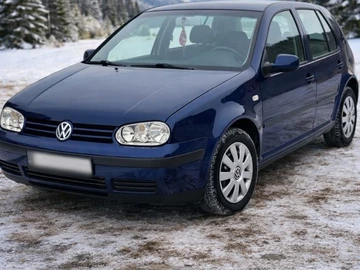 Авто Volkswagen Golf 2000 № 8420244