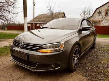 Авто Volkswagen Jetta 2013 № 8420255