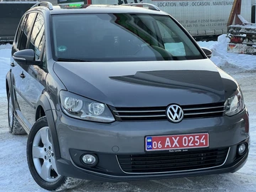 Авто Volkswagen Touran 2013 № 8420610