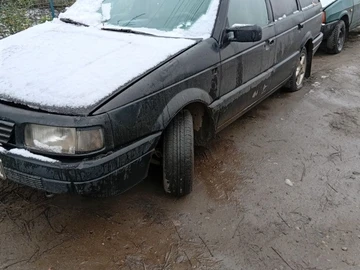 Авто Volkswagen Passat Cc 1993 № 8420840