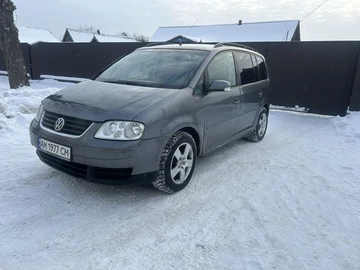 Авто Volkswagen Touran 2005 № 8421008
