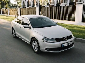 Авто Volkswagen Jetta 2011 № 8421207