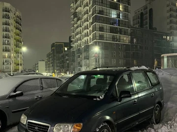 Авто Hyundai Trajet 2000 № 8421342