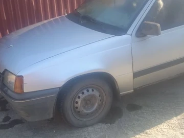 Авто Opel Kadett 1986 № 8421350