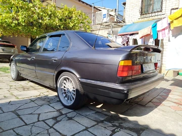 Авто BMW 5 Серия 1990 № 8421352
