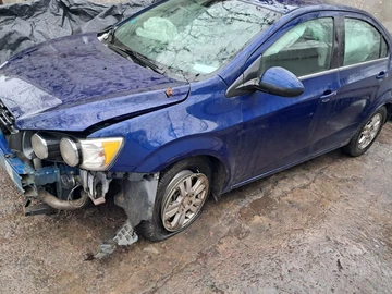 Авто Chevrolet Sonic 2013 № 8421430