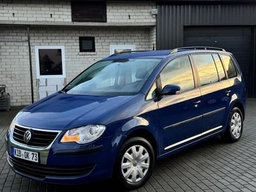 Авто Volkswagen Touran 2008 № 8421586