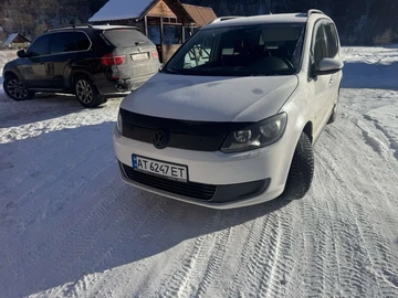 Авто Volkswagen Touran 2010 № 8421669