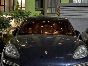 Авто Porsche Cayenne 2013 № 8421849
