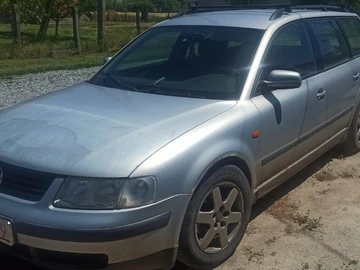 Авто Volkswagen Passat Variant 2000 № 8421873