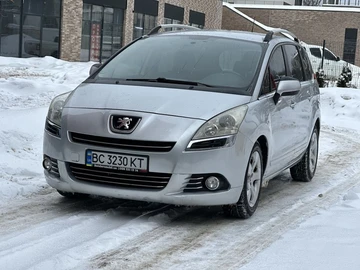 Авто Peugeot 5008 2010 № 8421949