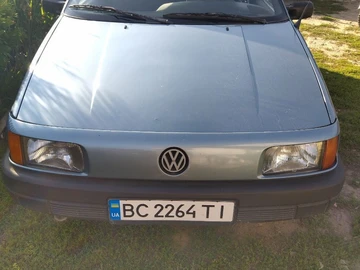 Авто Volkswagen Passat Sedan 1991 № 8421987