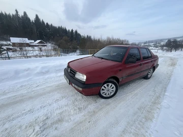 Авто Volkswagen Jetta 1994 № 8422139