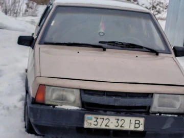 Авто ВАЗ 2109 1988 № 8422175