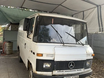 Авто Mercedes Mb 1985 № 8422250