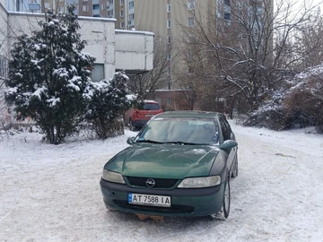 Авто Opel Vectra 1996 № 8422427