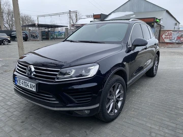 Авто Volkswagen Touareg 2016 № 8422582