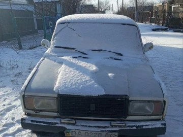 Авто ВАЗ 2107 1987 № 8422933