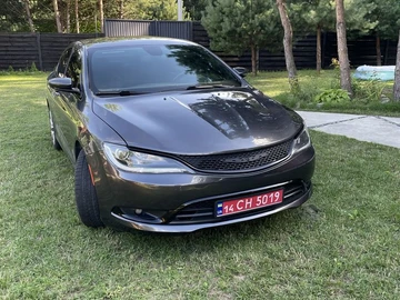 Авто Chrysler 200 2015 № 8422987