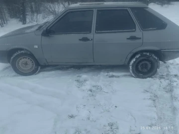 Авто ВАЗ 2109 1991 № 8422996