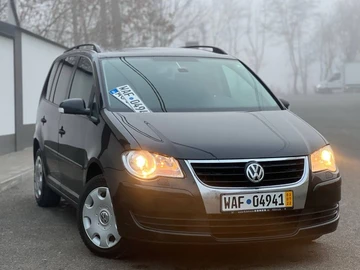 Авто Volkswagen Touran 2007 № 8423005