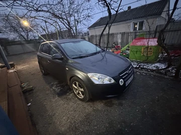 Авто KIA Cee X27 D 2008 № 8423011