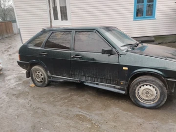Авто ВАЗ 2109 2002 № 8423013
