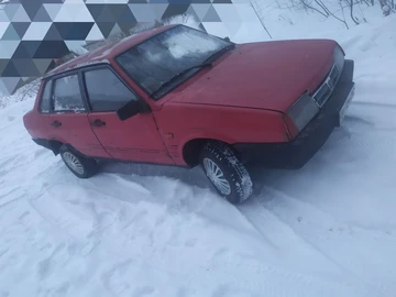 Авто ВАЗ 21099 1998 № 8423115
