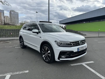 Авто Volkswagen Tiguan 2018 № 8423425