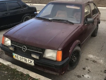 Авто Opel Kadett 1987 № 8423444
