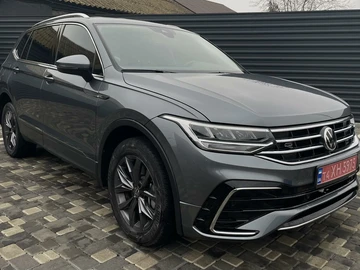 Авто Volkswagen Tiguan 2023 № 8423452