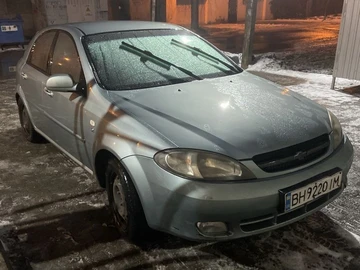 Авто Chevrolet Lacetti 2004 № 8423495