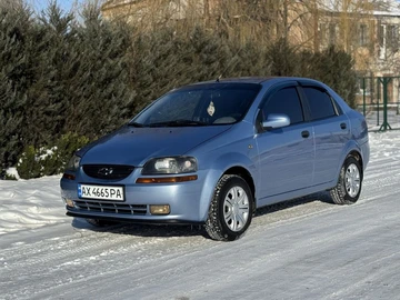 Авто Chevrolet Aveo 2005 № 8423536