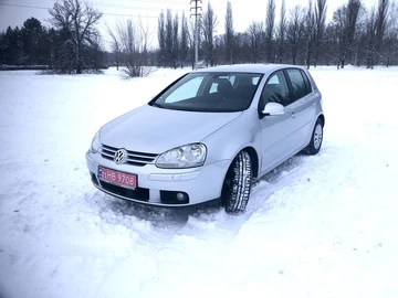 Авто Volkswagen Golf 2005 № 8423627