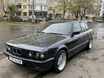 Авто BMW 5 Серия 1987 № 8423707