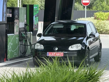 Авто Volkswagen Golf 2005 № 8423835