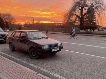 Авто ВАЗ 21099 1998 № 8423882